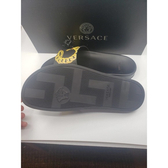 NEW MEN\'S Versace Black & Gold Chain Pool Slides SZ EU 45 US 12 $450 AUTHENTIC